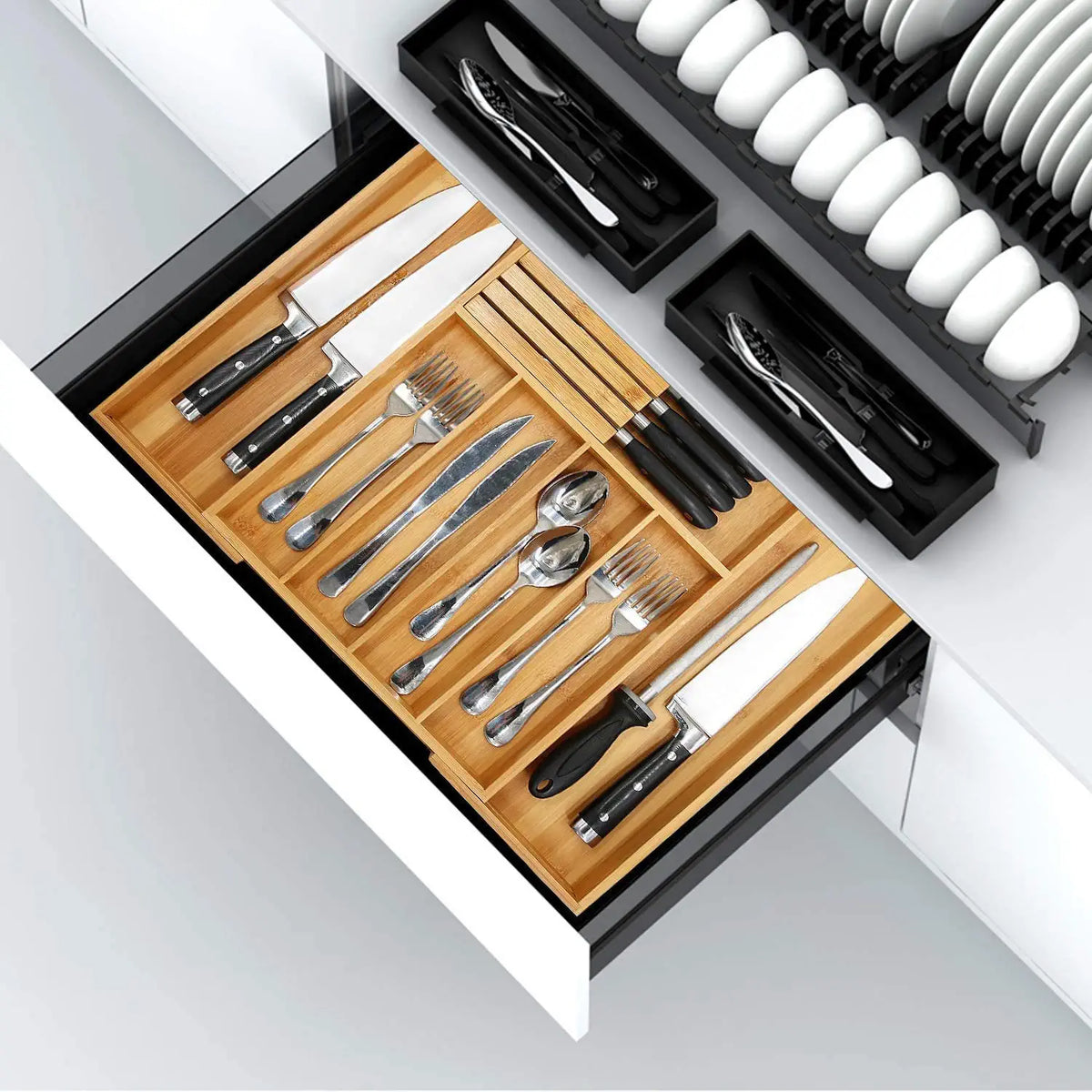 Expandable Cutlery Drawer Tray - view 2